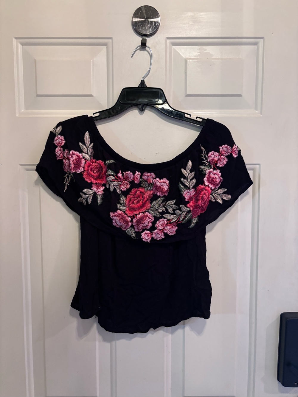 Anthropologie Boho Chic Black Short-Sleeve Top with Pink Floral Embroidery - Picture 2 of 5